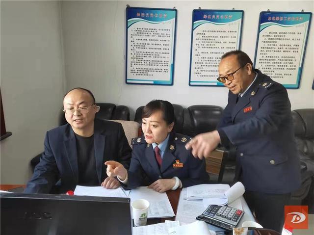 敦煌税务:靶向服务助力棉花企业收购