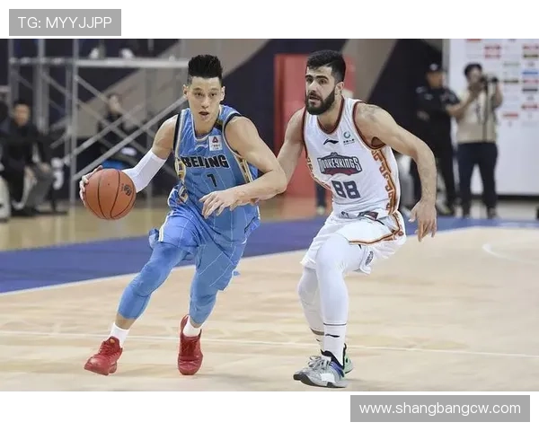 刘伟专访：从球场传奇到人生导师的篮球旅程回顾