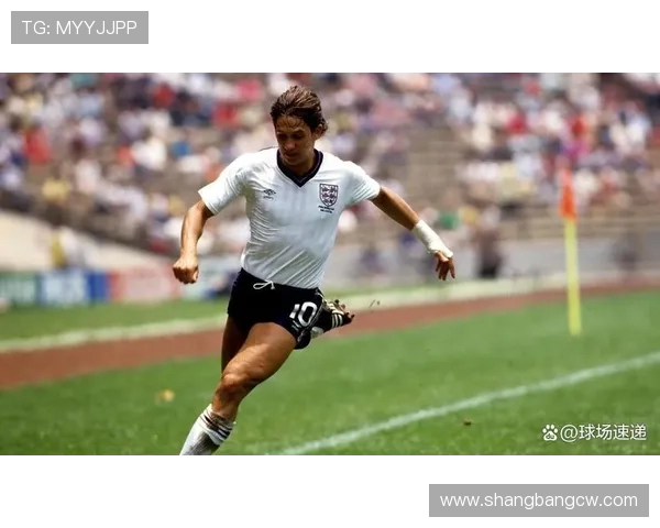 足球明星莱因克尔的传奇生涯与对足球的深远影响探讨 足球明星莱因克尔的传奇生涯与对足球的深远影响探讨